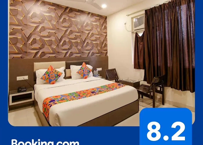 Fabhotel Rosewood Inn
