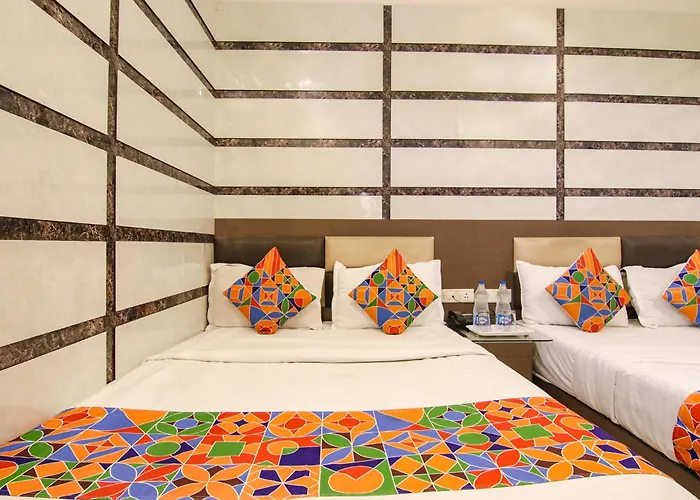 Fabhotel Rosewood Inn